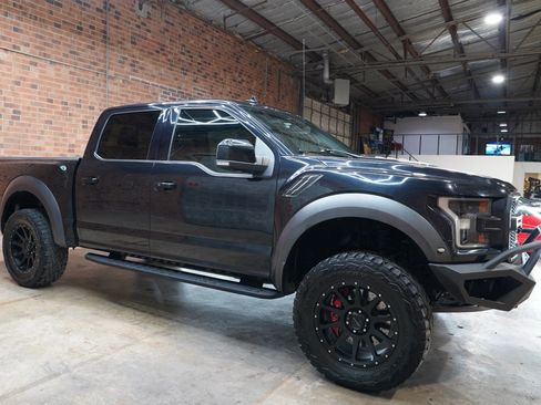 Used 2019 Ford F150 Raptor w/ Equipment Group 802A Luxury image 2