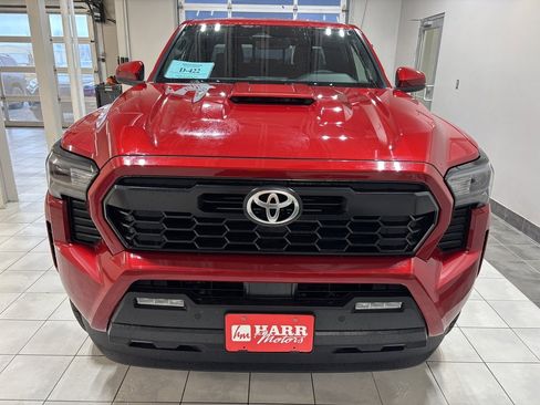 New 2025 Toyota Tacoma TRD Sport image 6
