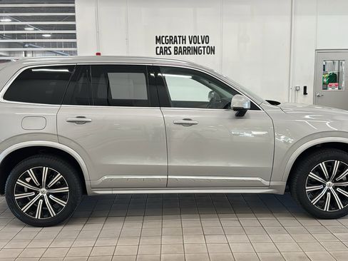 Used 2024 Volvo XC90 B6 Plus AWD/4WD image 4