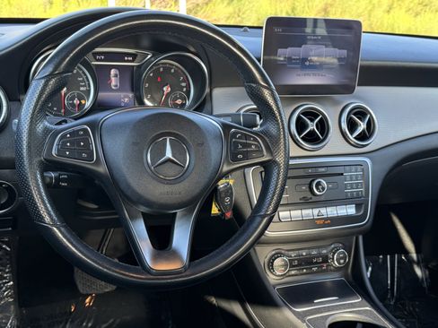 Used 2019 Mercedes-Benz CLA 250 image 27