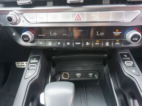 Used 2024 Kia Telluride SX AWD/4WD image 12