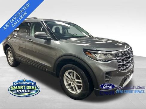 New 2026 Ford Explorer Active image 6