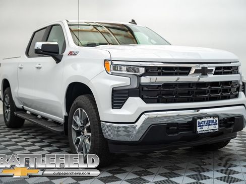 New 2026 Chevrolet Silverado 1500 LT w/ Z71 Off-Road Package AWD/4WD image 1