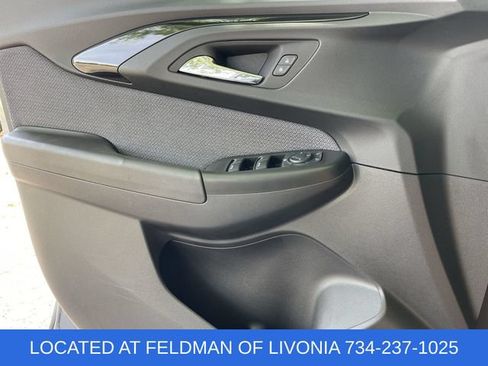 Used 2022 Chevrolet TrailBlazer LT w/ Convenience Package FWD image 21