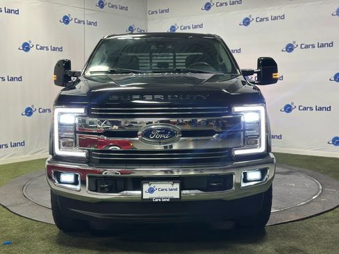 Used 2017 Ford F250 Lariat w/ Lariat Ultimate Package image 8