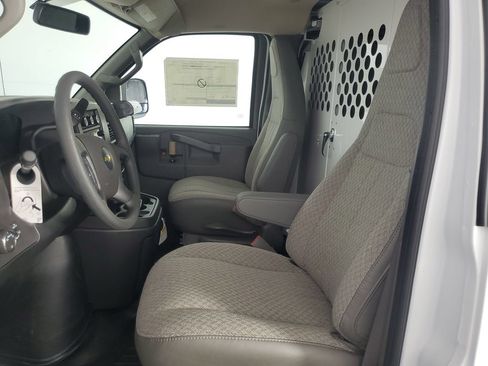 New 2026 Chevrolet Express 2500 w/ Driver Convenience Package RWD image 18