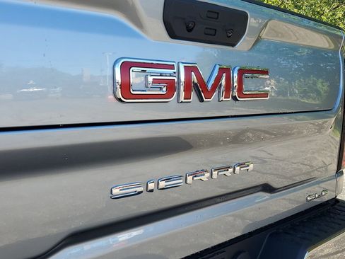 New 2026 GMC Sierra 2500 SLE w/ SLE Value Package; AWD/4WD image 15