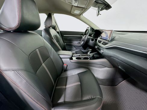 Used 2024 Nissan Altima 2.5 SR image 29