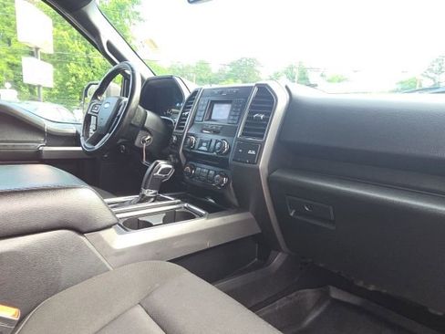Used 2018 Ford F150 XLT w/ Equipment Group 301A Mid AWD/4WD image 21