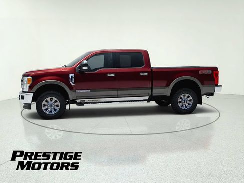 Used 2017 Ford F250 Lariat w/ Lariat Ultimate Package AWD/4WD image 4