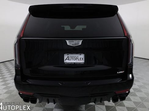 Used 2024 Cadillac Escalade V w/ LPO, ONYX Package AWD/4WD image 6