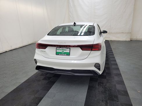 Used 2023 Kia Forte LXS FWD image 7