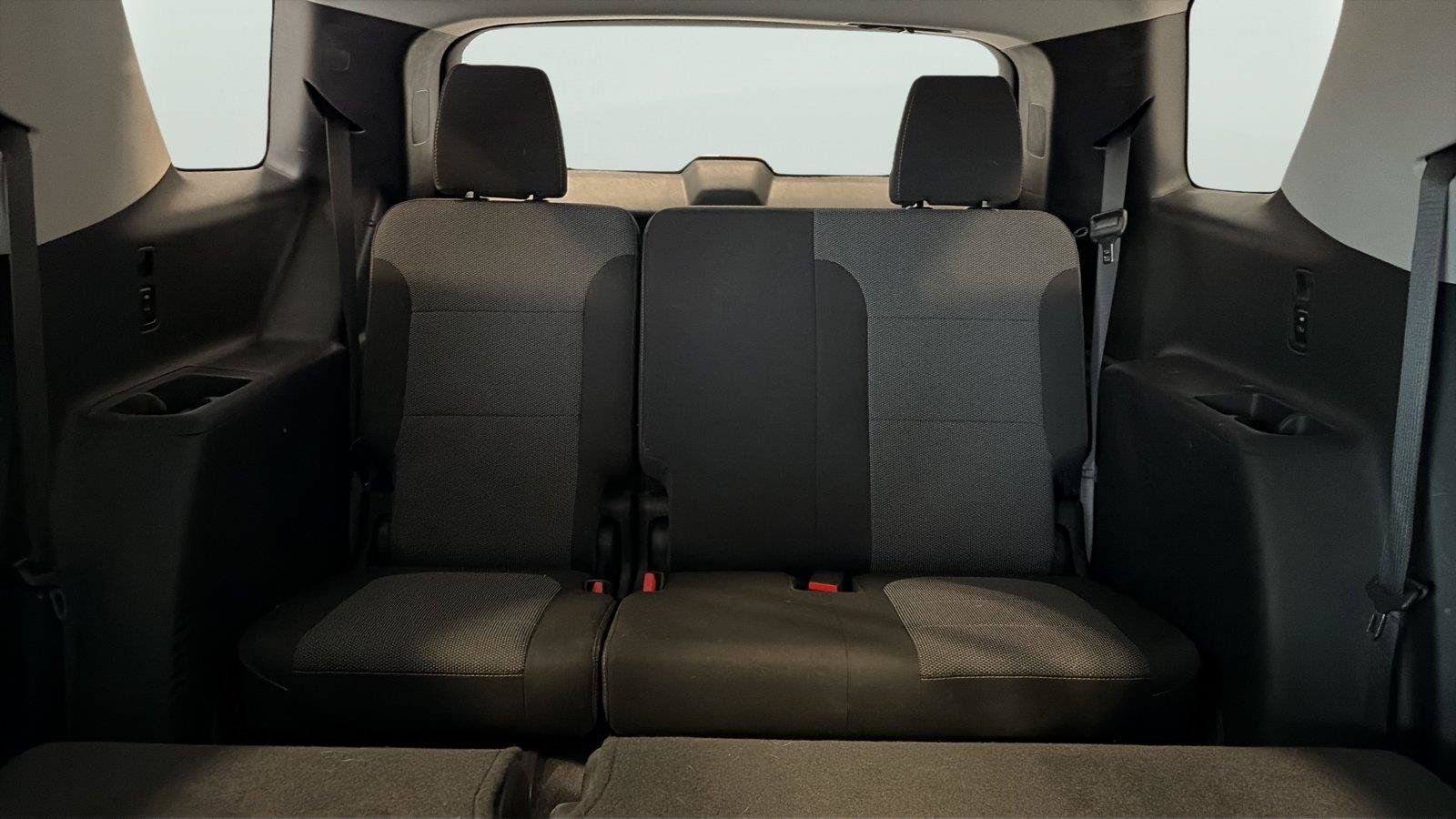 Used 2021 Chevrolet Traverse LS FWD image 20