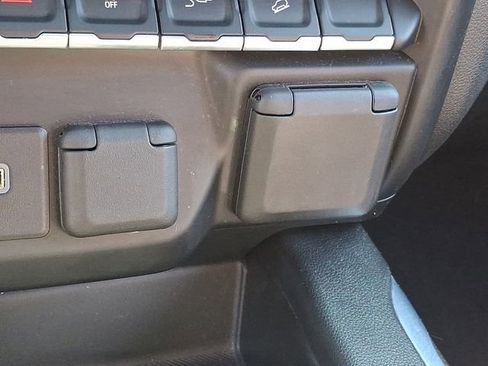 Certified 2021 Chevrolet Silverado 1500 LT Trail Boss w/ Convenience Package II image 27