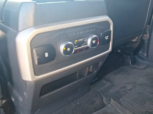 Used 2023 Ford Expedition Limited AWD/4WD image 19