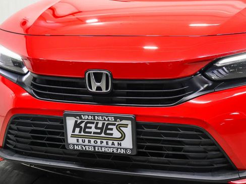Used 2024 Honda Civic Sport image 8