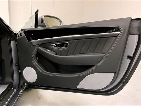 New 2024 Bentley Continental GT image 31