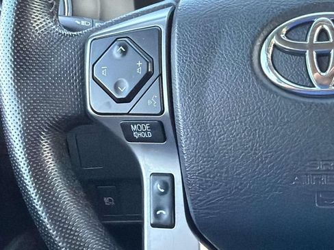 Used 2023 Toyota Tacoma 2WD Double Cab image 11