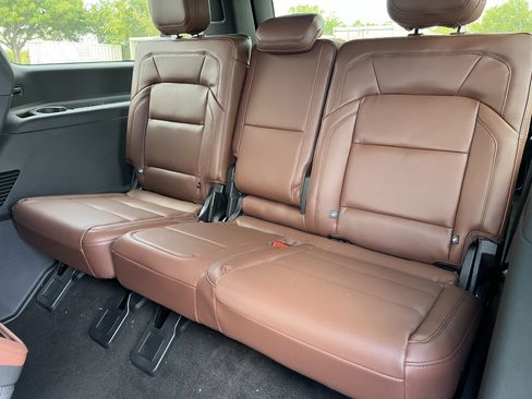 New 2025 Lincoln Navigator L Reserve image 29