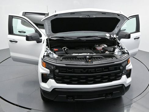 Used 2025 Chevrolet Silverado 1500 Custom Trail Boss w/ Turbomax Blackout Package AWD/4WD image 40