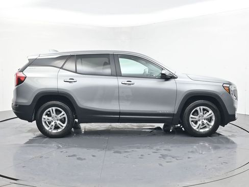 Certified 2024 GMC Terrain SLE image 6