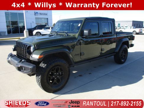 Used 2022 Jeep Gladiator Sport image 1