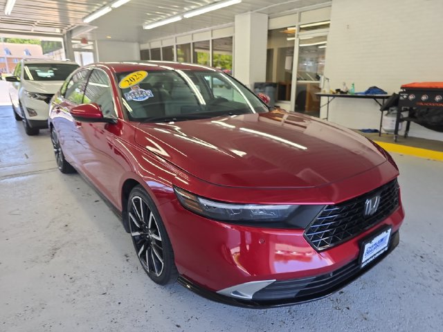 Used 2025 Honda Accord Touring image 7
