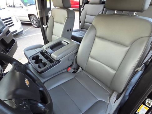 Used 2019 Chevrolet Silverado 2500 W/T w/ Snow Plow Prep Package AWD/4WD image 29