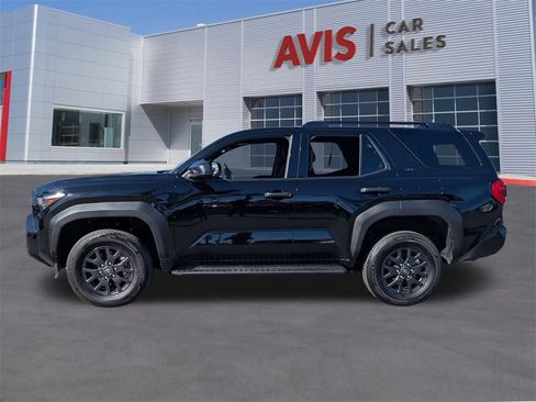 Used 2025 Toyota 4Runner SR5 image 10