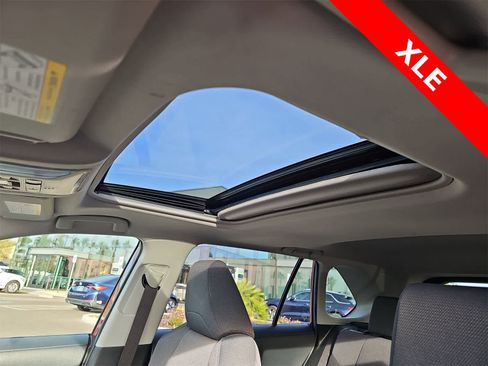 Used 2019 Toyota RAV4 XLE image 28