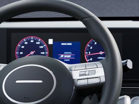 Certified 2025 Hyundai Kona SEL image 14