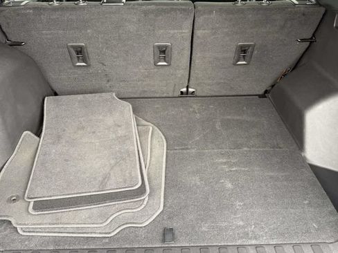 Used 2022 Chevrolet Equinox LT FWD image 23
