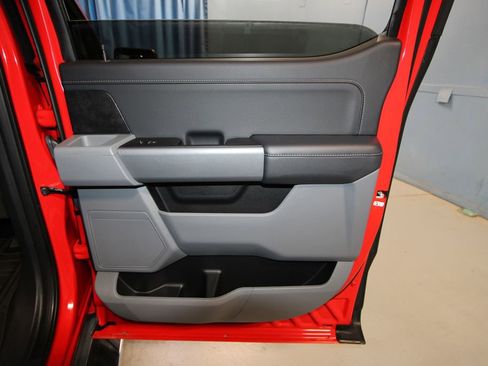 Used 2022 Ford F150 XLT w/ Equipment Group 302A High image 28