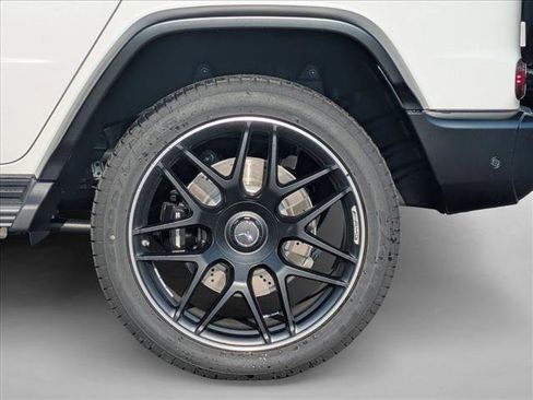New 2026 Mercedes-Benz G 63 AMG 4MATIC image 9