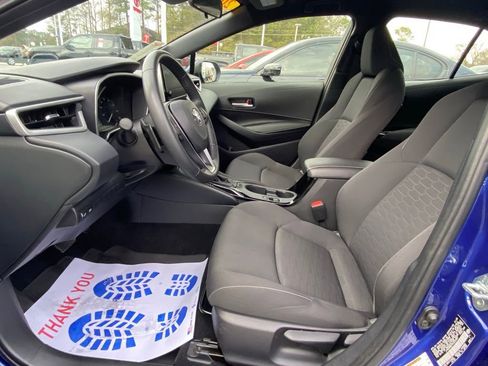 Used 2025 Toyota Corolla SE image 6