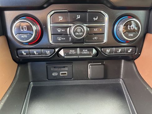 Used 2021 Chevrolet Tahoe High Country image 48