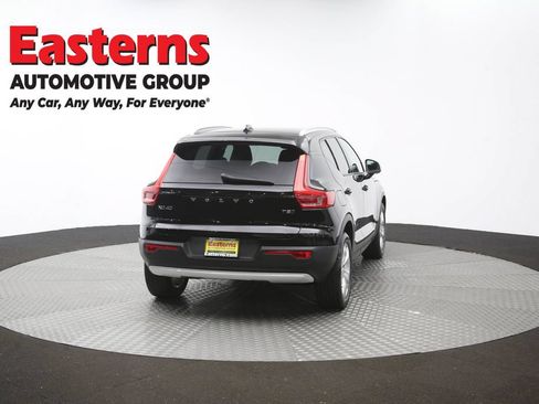Used 2019 Volvo XC40 T5 Momentum AWD/4WD image 37