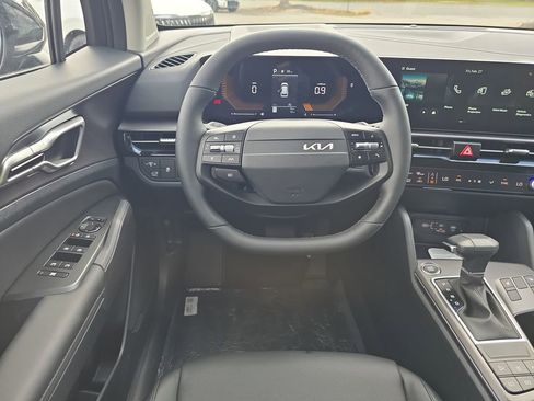 New 2026 Kia Sportage EX FWD image 14
