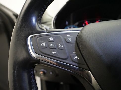 Used 2020 Chevrolet Equinox Premier image 18