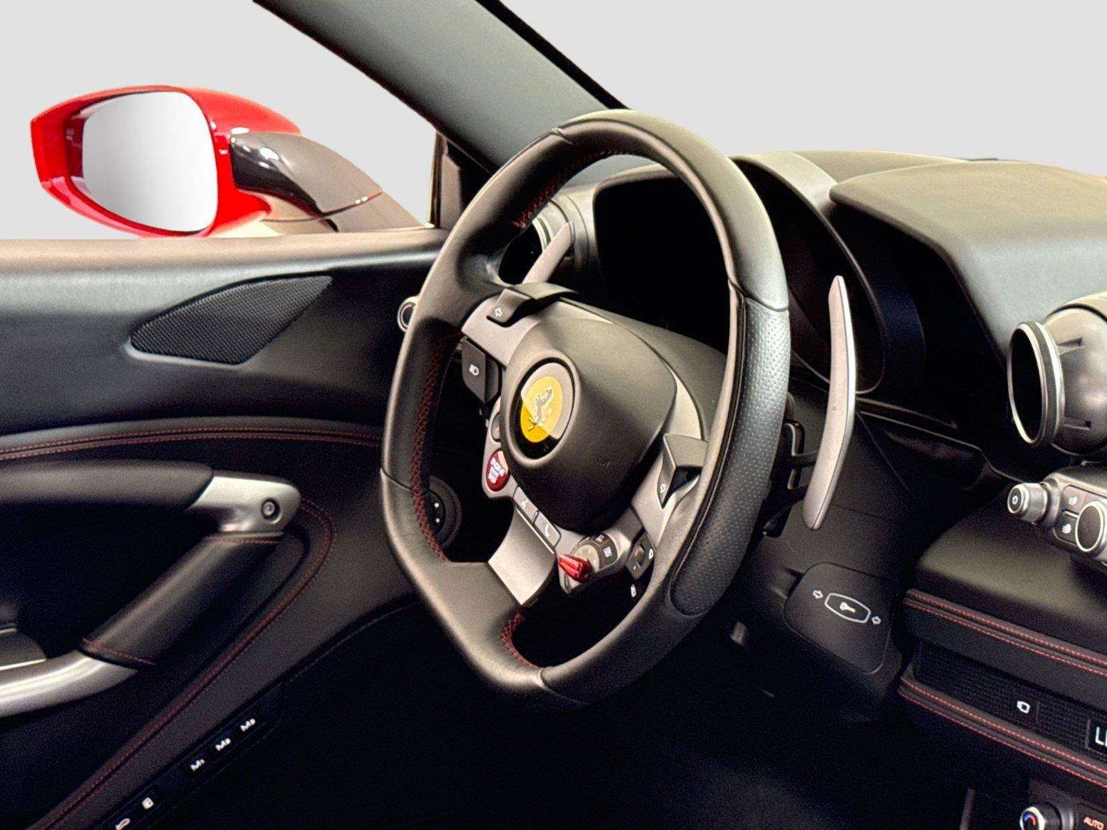 Used 2021 Ferrari F8 Tributo RWD image 31