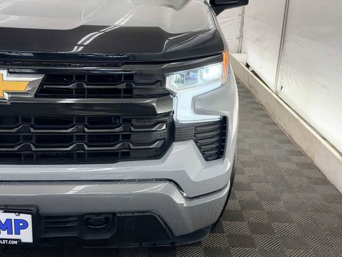 Used 2024 Chevrolet Silverado 1500 LT image 10