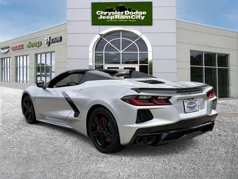 Used 2026 Chevrolet Corvette Stingray Convertible w/ 1LT RWD image 6