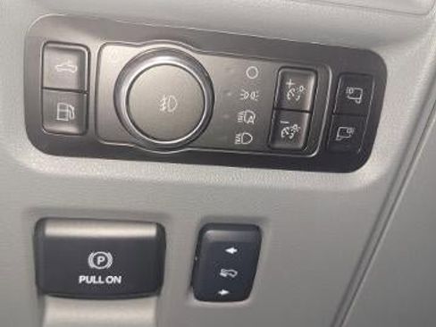 New 2025 Ford F150 Lariat w/ Equipment Group 501A Mid image 41