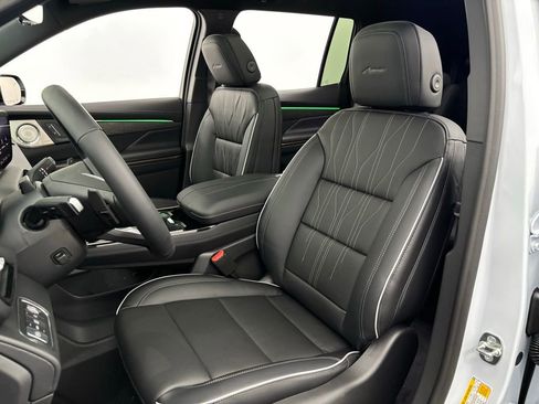 New 2026 Buick Enclave Avenir image 23