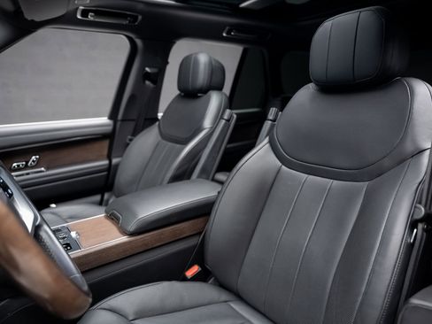 Used 2023 Land Rover Range Rover SE image 58