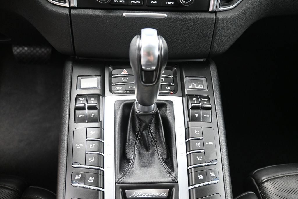 Used 2017 Porsche Macan S w/ Premium Package Plus AWD/4WD image 29