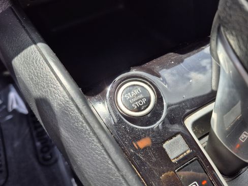 Used 2021 Nissan Kicks S FWD image 26