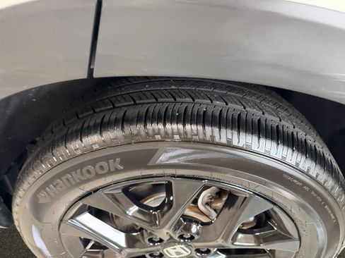 Used 2024 Honda HR-V Sport image 9