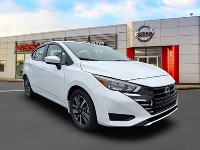 New 2025 Nissan Versa SV w/ Trunk Package