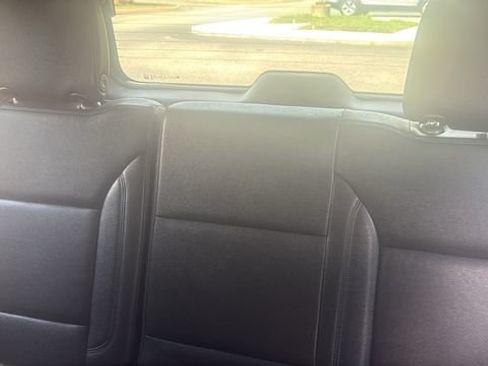 Used 2025 Chevrolet Tahoe Z71 AWD/4WD image 28